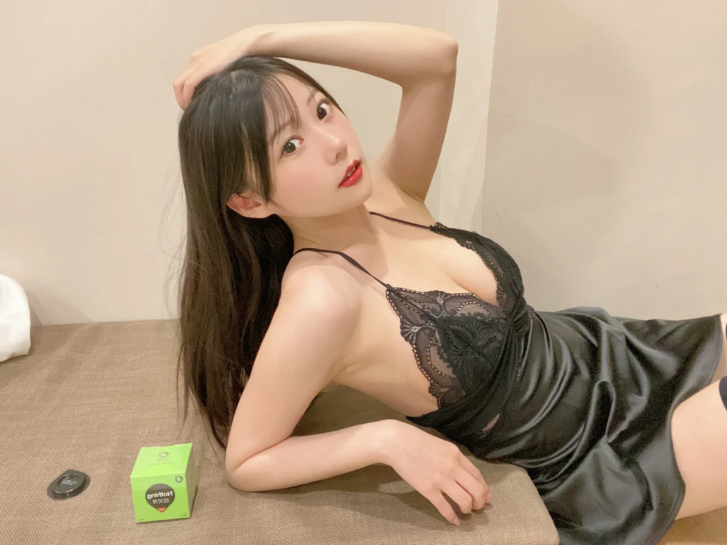 香草喵露露 - No.068 大象黑色吊带睡衣 [25P-72MB] tg@simisebaisi 【丝足阁】004.webp